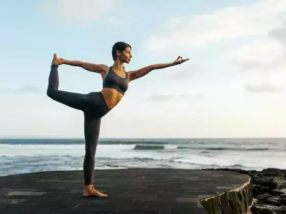 Ang iyong Yoga sa loob ng 30 minuto