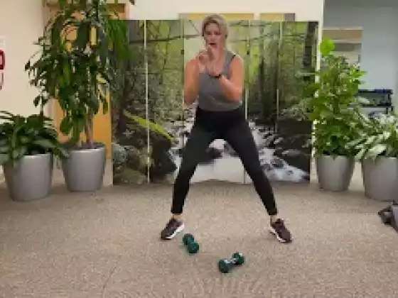 Sesi Latihan: Kelas Pelatihan HIIT 30 Menit