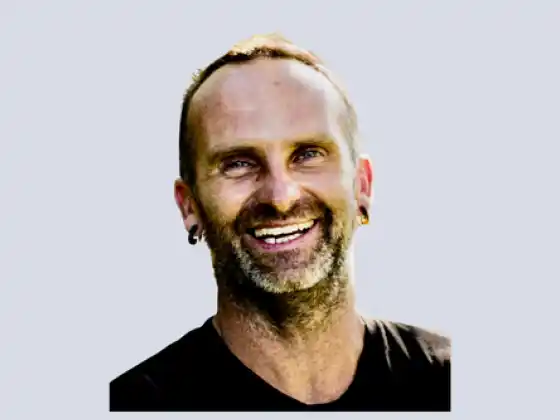 Brad Hay,
健康与保健
Expert at 2023 年 Fit & Free 研讨会